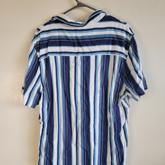 Joe's Jeans Men's Blue Striped Button Down Shirt - Picture 4 of 4
